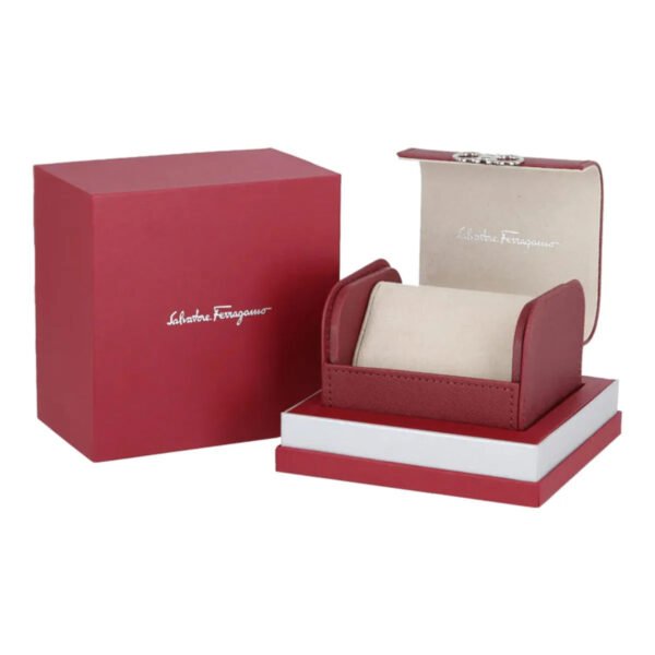 Caja Ferragamo