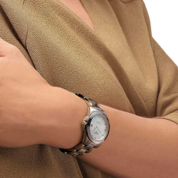Longines Conquest L33774876