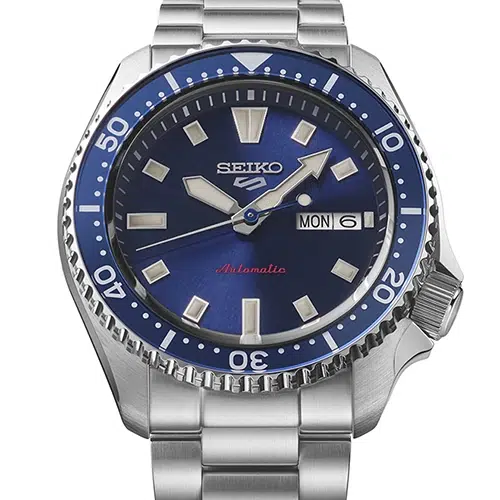 Seiko 5 Sports SRPL83K1 automático con esfera azul sunburst y bisel brillante